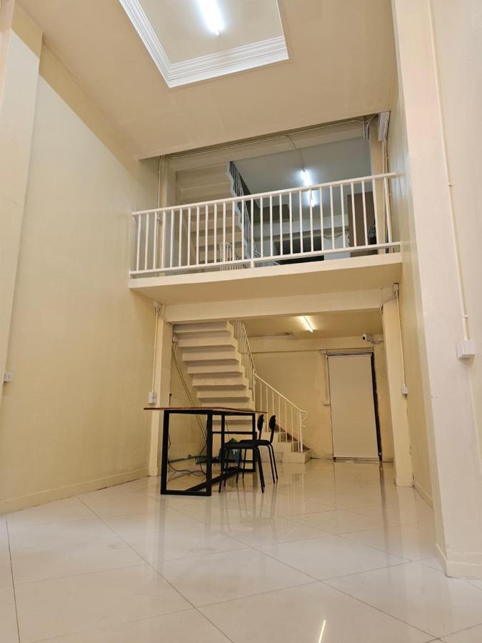 בנגקוק Luca Hostel מראה חיצוני תמונה